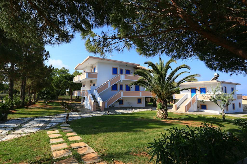 Mesogeios Hotel Marathopoli Exteriör bild