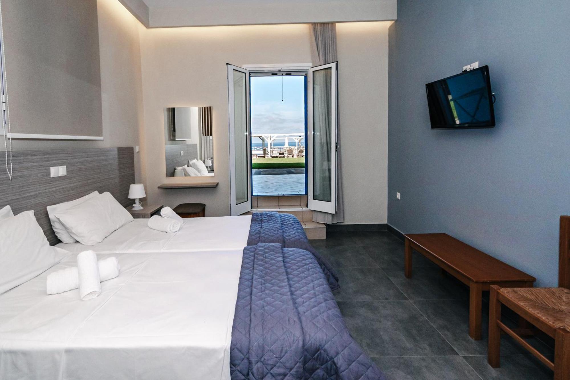 Mesogeios Hotel Marathopoli Exteriör bild