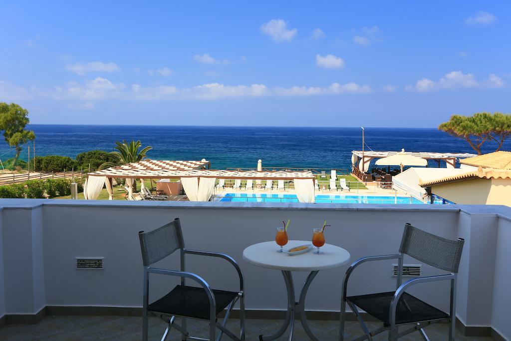 Mesogeios Hotel Marathopoli Rum bild