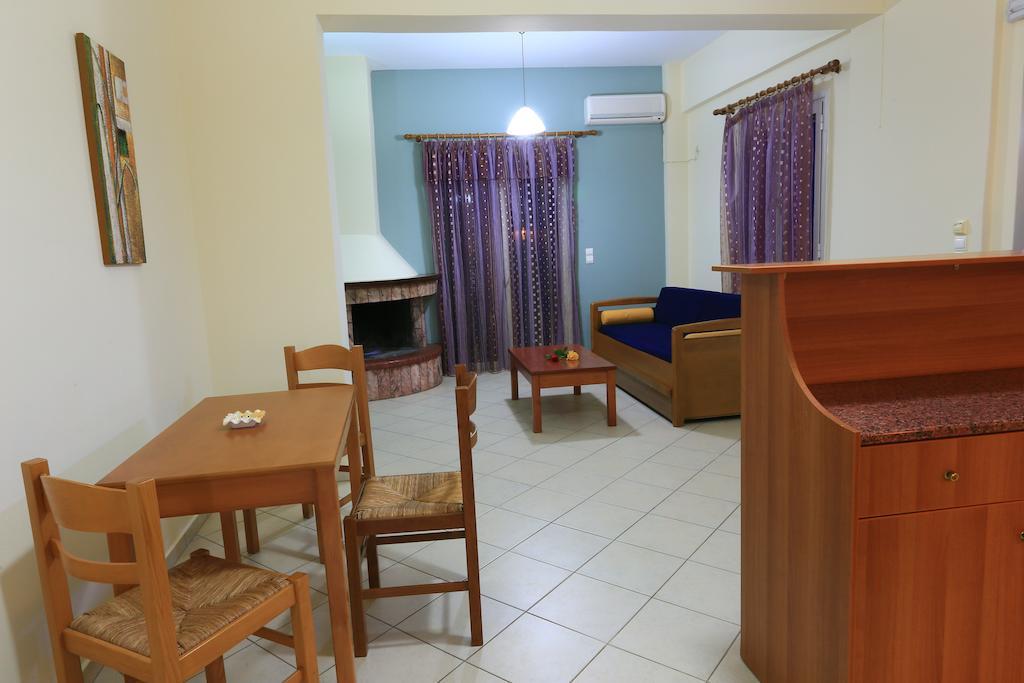 Mesogeios Hotel Marathopoli Rum bild